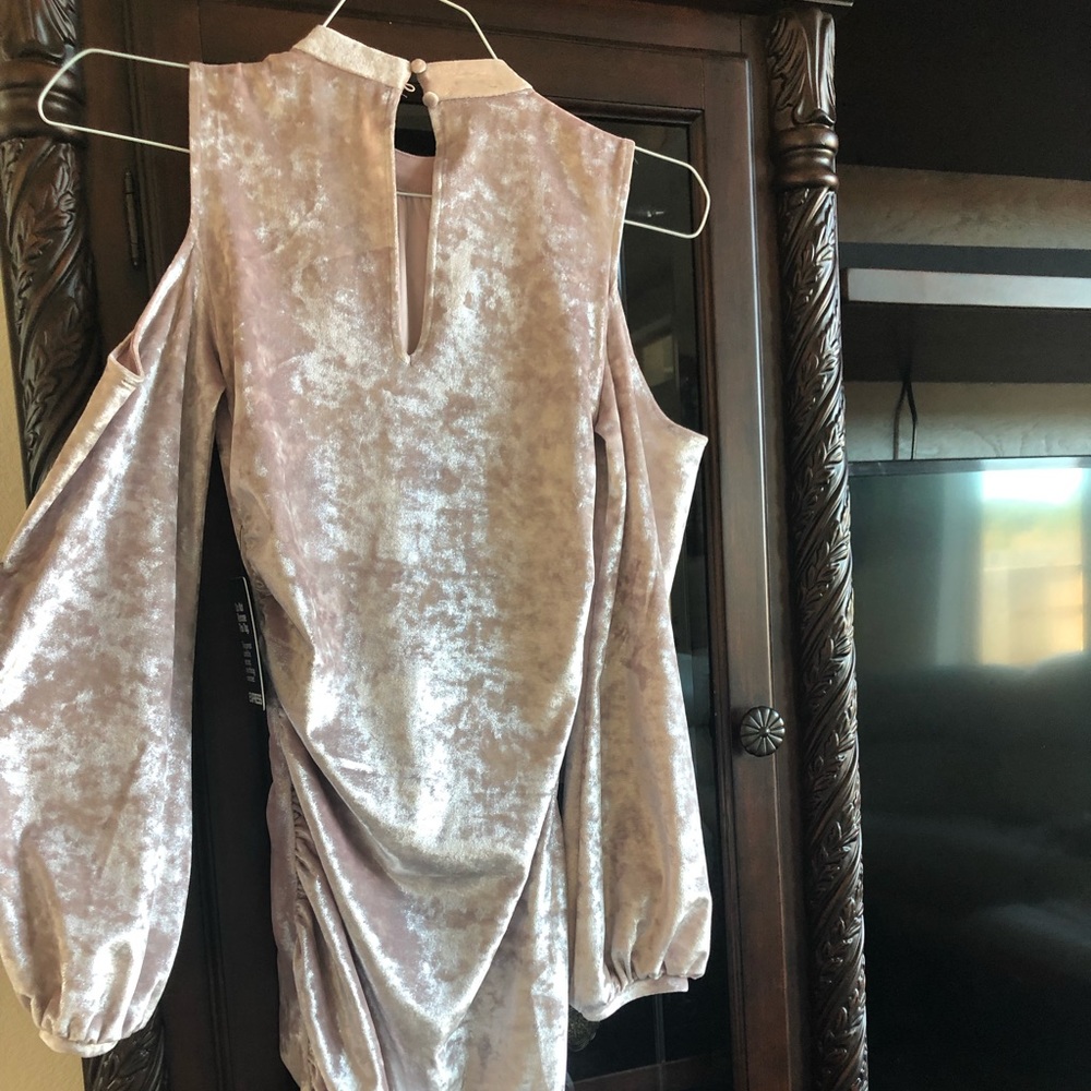 (SOLD)Brad new express cocktail dress with tag